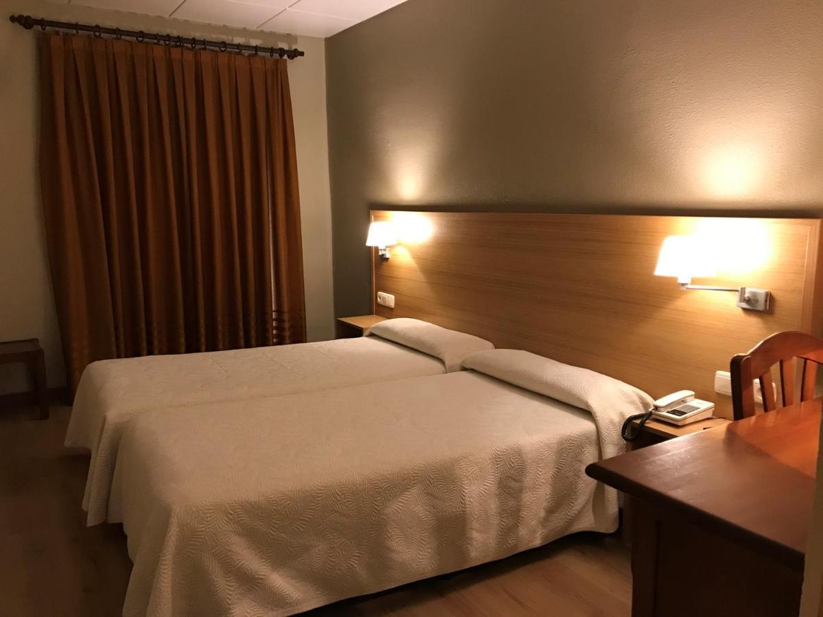 Hotel Bellavista Bellver De Cerdanya Eksteriør bilde